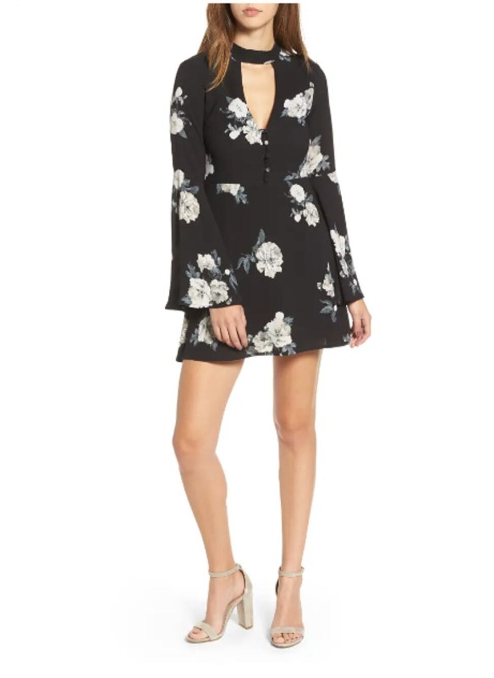 Socialite NWT Harper Black Bell Sleeve Floral Mini Dress // S